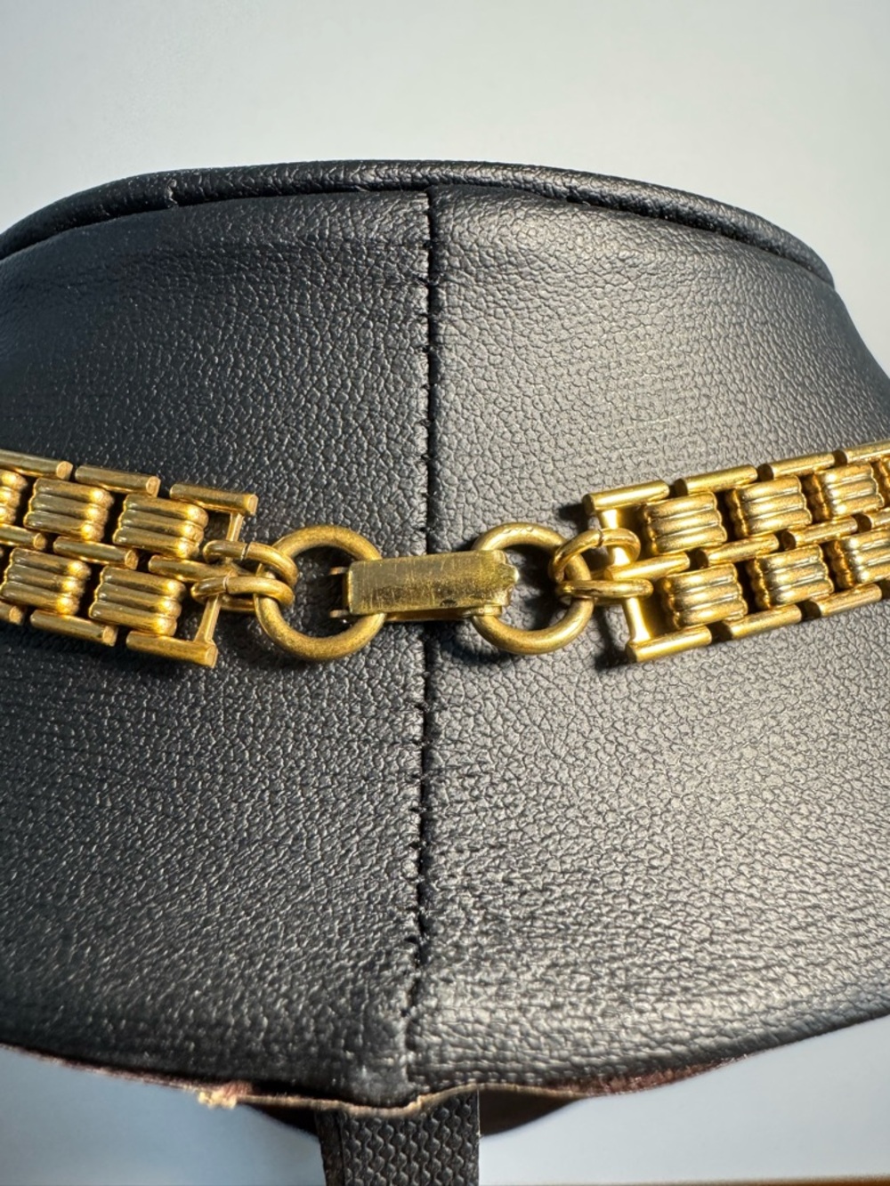 Vintage Coro Classic Gold-Tone Woven Chain Collar Necklace - Women's Jewelry - Picture 5 of 10